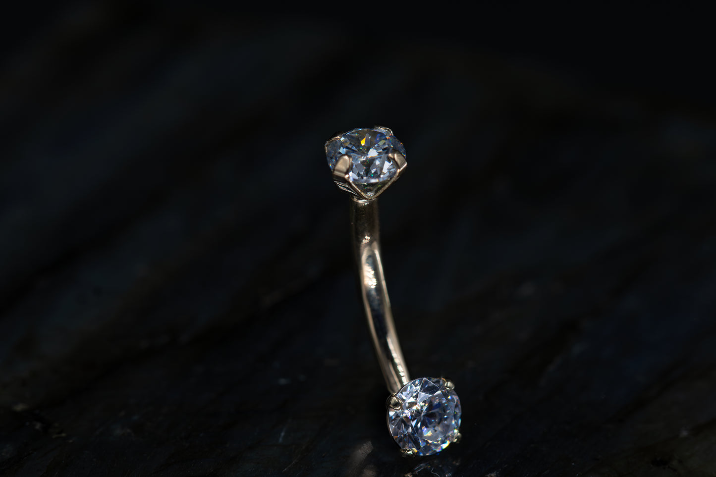 Navel Bar • Faceted Gem