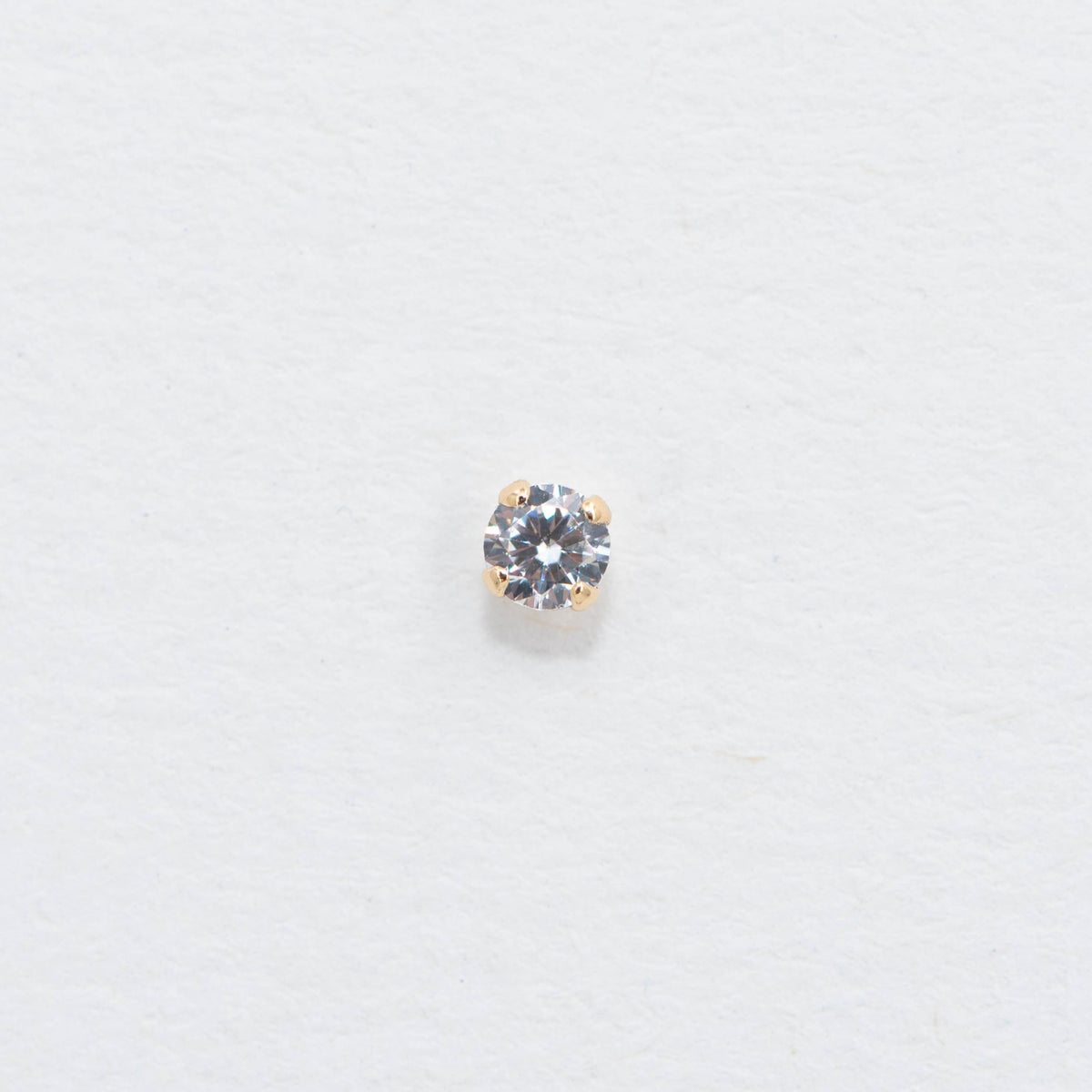 4 Prong • Faceted Stone